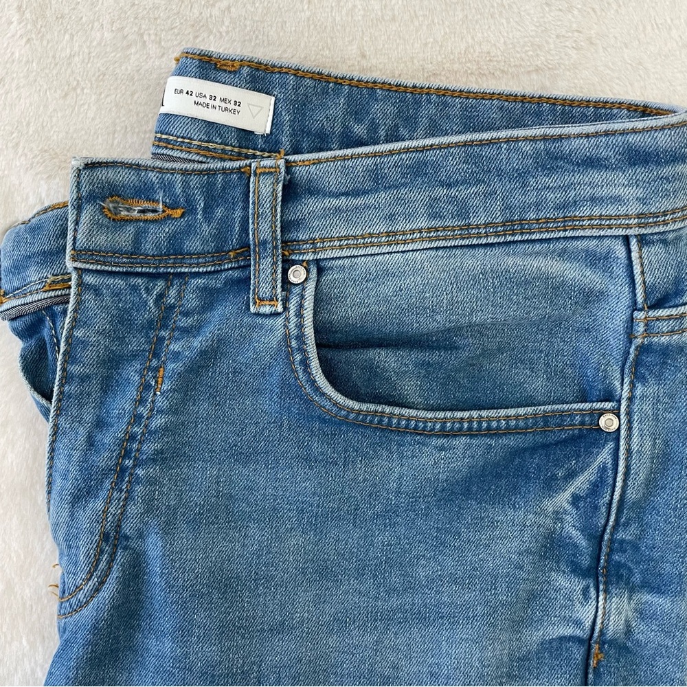 Zara Men’s Jeans (light wash) (Men’s Size W32) - Picture 5 of 13